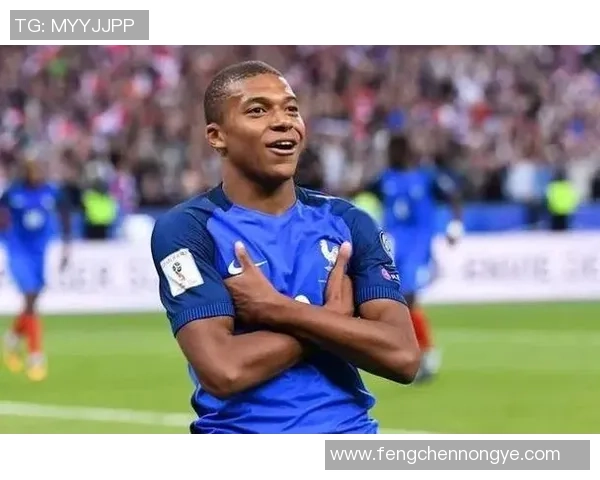 足球界搞笑又迷人的球星们 他们的幽默与个性让比赛更有趣